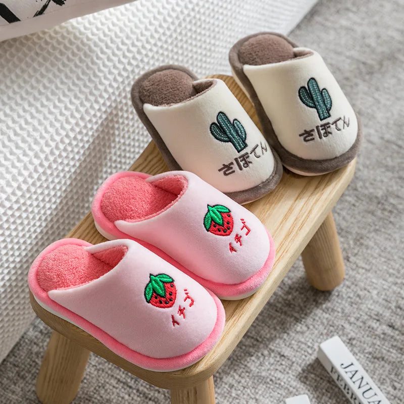 Chaussons enfant chauds et antidérapants
